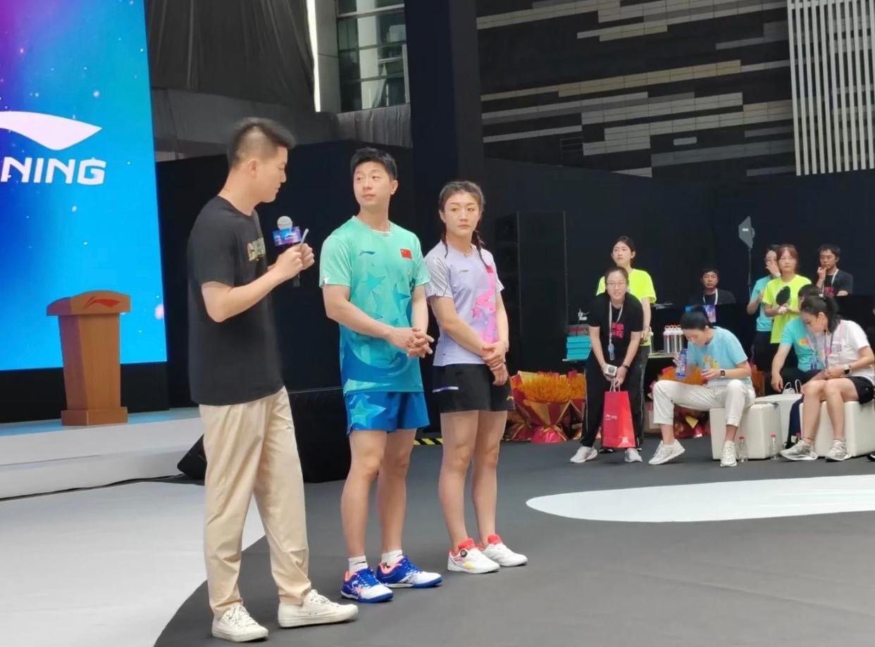 曼联VS阿森纳:强强对话,首发阵容大预测
