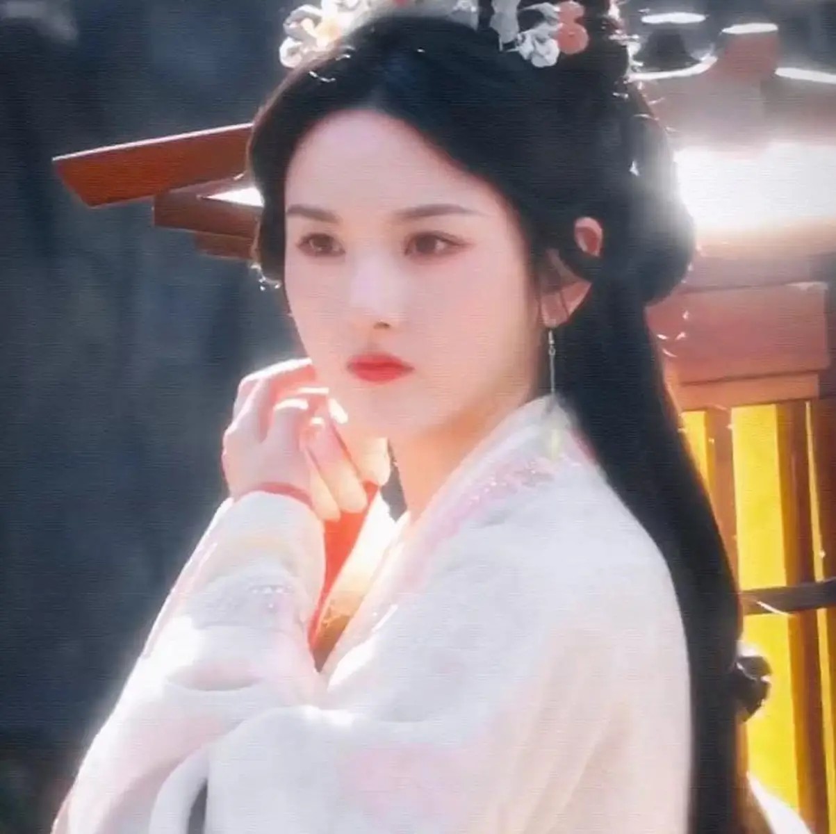 金智秀新剧引热议:首次担纲韩剧女主,搭档徐仁国能否擦出火花?