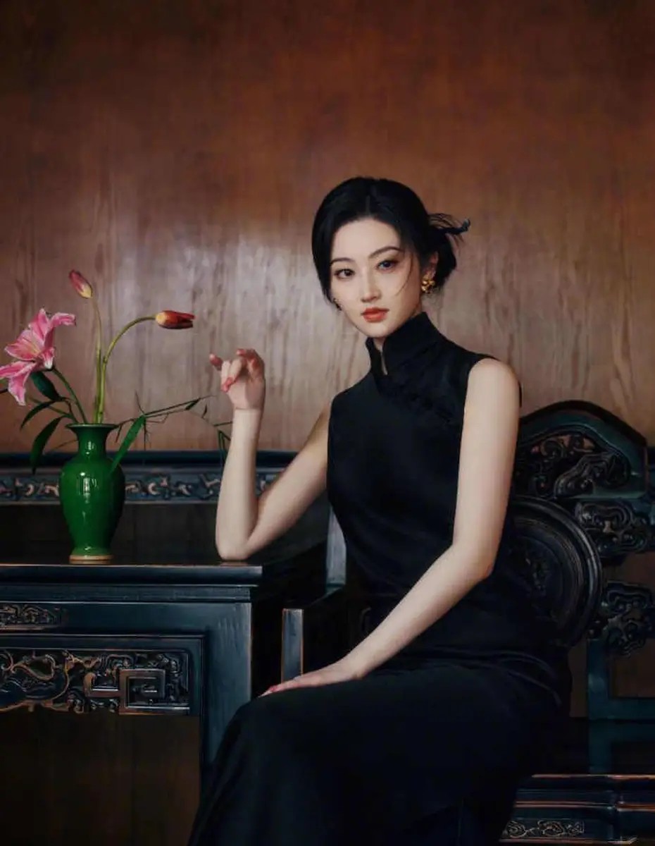 《歌手2025》：撕开华语乐坛“皇帝新衣”，探寻音乐初心